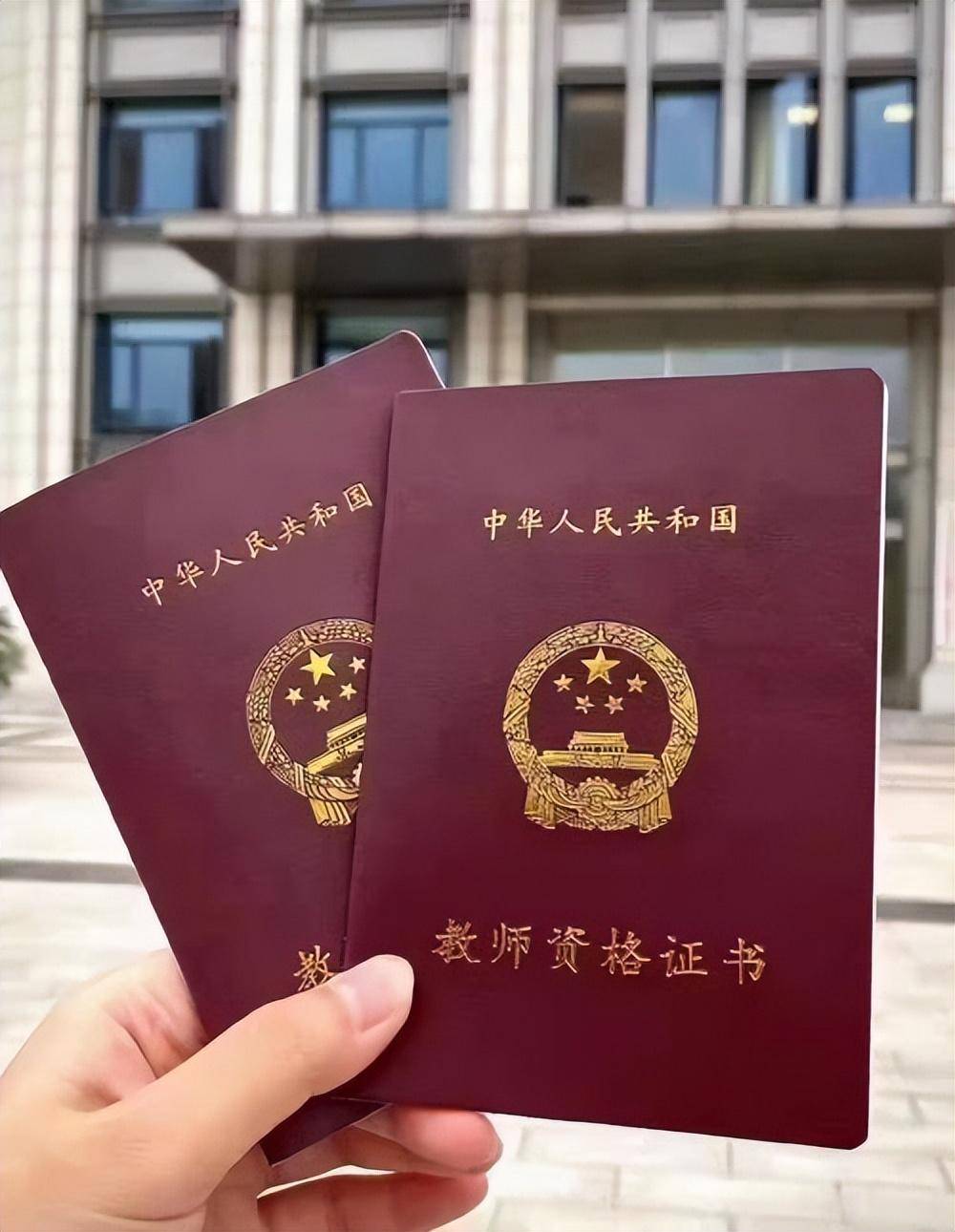 为什么说专业制作房产证根本不该是灰色生意